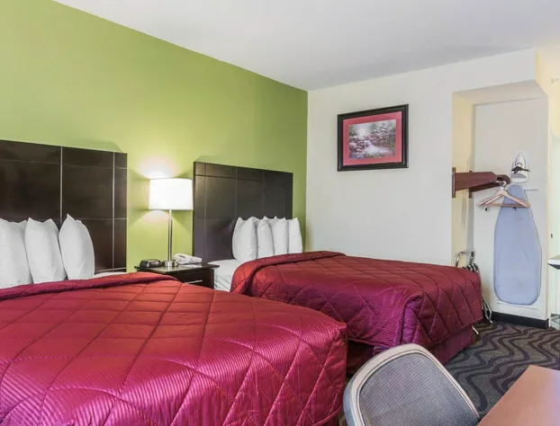 Quality Inn & Suites North Montgomery hotel detail image 4