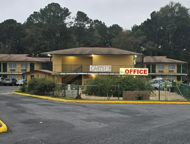 Carpet Inn hotel detail image 2