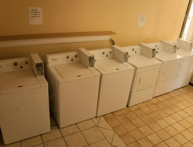 Bama Inn hotel detail image 3