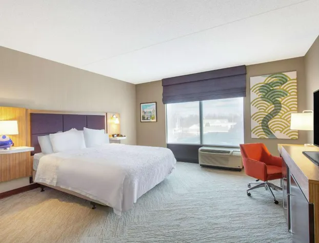 Hampton Inn & Suites Albany Airport hotel detail image 4