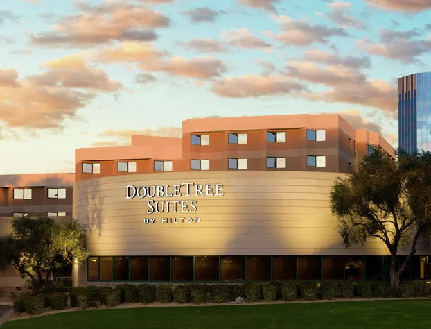 DoubleTree Suites by Hilton Phoenix hotel detail image 1