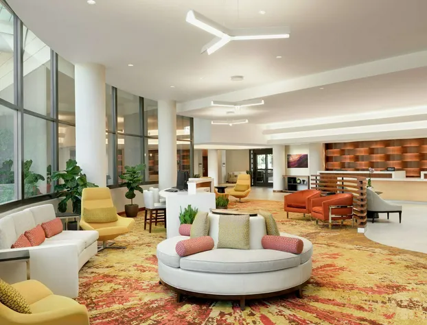 DoubleTree Suites by Hilton Phoenix hotel detail image 3