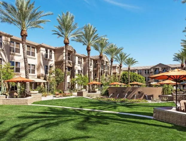 Sonesta Suites Scottsdale Gainey Ranch hotel detail image 1