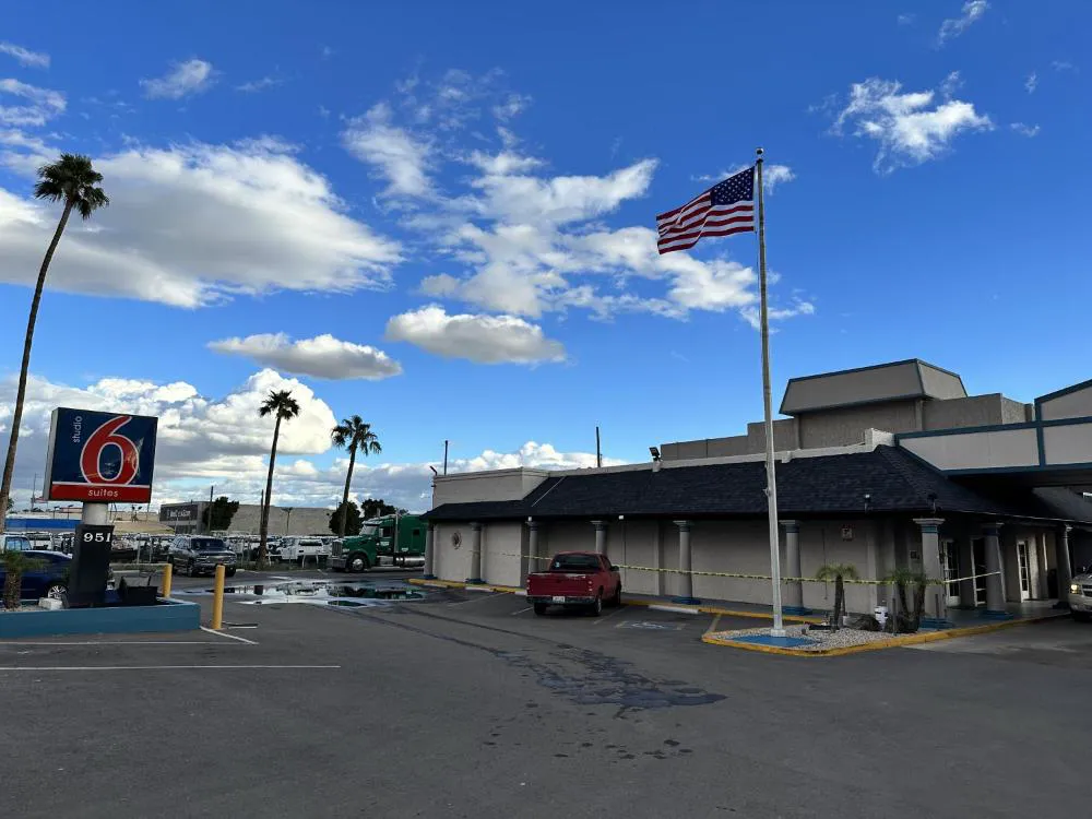 Super 8 by Wyndham Mesa Downtown Near Convention Center hotel hero