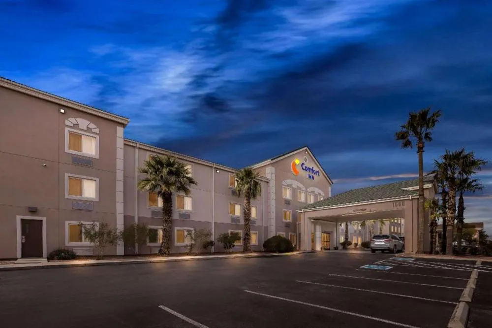 Comfort Inn Tucson Central hotel hero