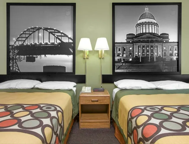 Super 8 by Wyndham Clarksville AR hotel detail image 2