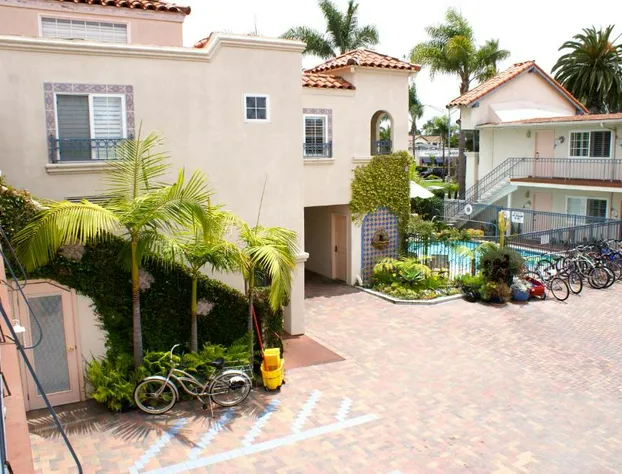 Crown City Inn hotel detail image 3