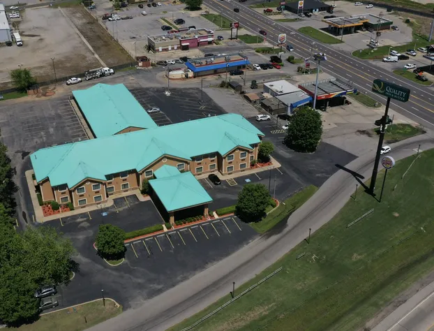 Quality Inn & Suites Alma - Fort Smith Northeast hotel detail image 4