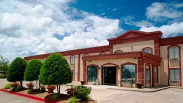 Rest Inn Fort Smith hotel hero