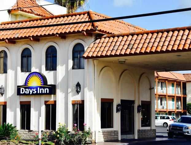 Days Inn by Wyndham Anaheim Near the Park hotel detail image 1