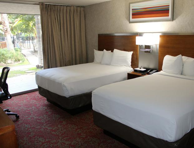 Clarion Hotel Bakersfield North hotel detail image 3