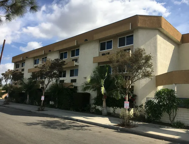 Bellflower Travel Inn hotel detail image 4