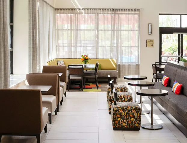Homewood Suites by Hilton Anaheim-Main Gate Area hotel detail image 3