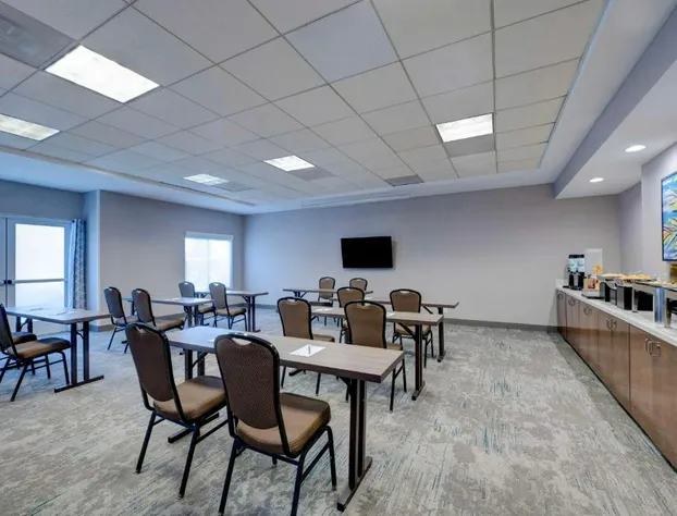 Hilton Garden Inn Anaheim Garden Grove hotel detail image 4