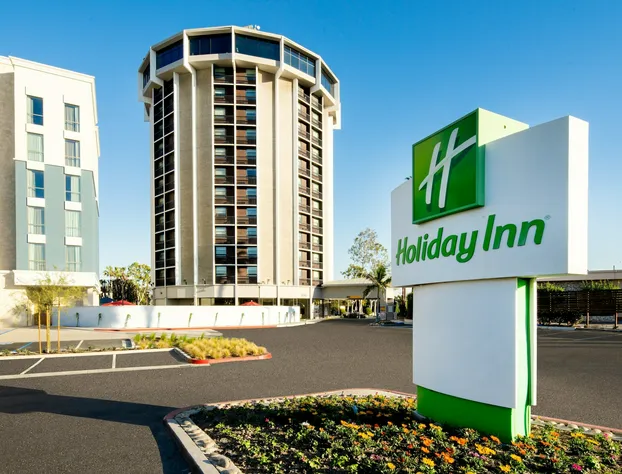 Holiday Inn Long Beach Airport Hotel and Conference Center by IHG hotel detail image 1
