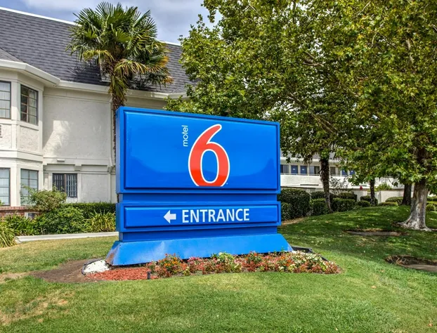 Motel 6 Fairfield, CA - North hotel detail image 3
