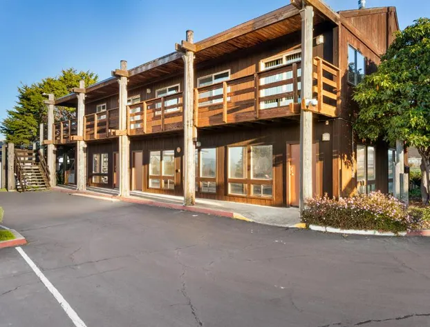 Harbor Lite Lodge hotel detail image 3