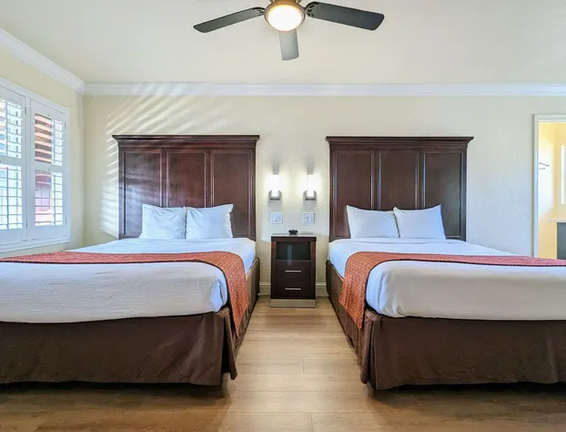 Clarion Collection Wilkie's Inn Pacific Grove - Monterey hotel detail image 3