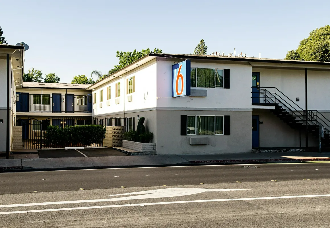Motel 6 Modesto, CA - Downtown hotel hero