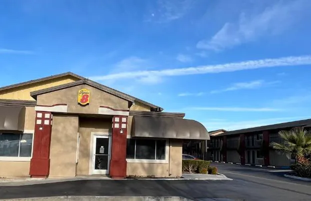 Super 8 by Wyndham Red Bluff hotel detail image 1