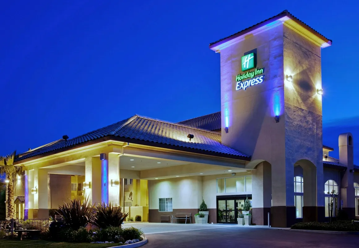 Holiday Inn Express Madera - Yosemite Park Area by IHG hotel hero
