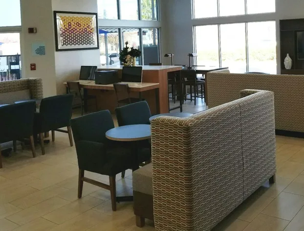 Holiday Inn Express Madera - Yosemite Park Area by IHG hotel detail image 3