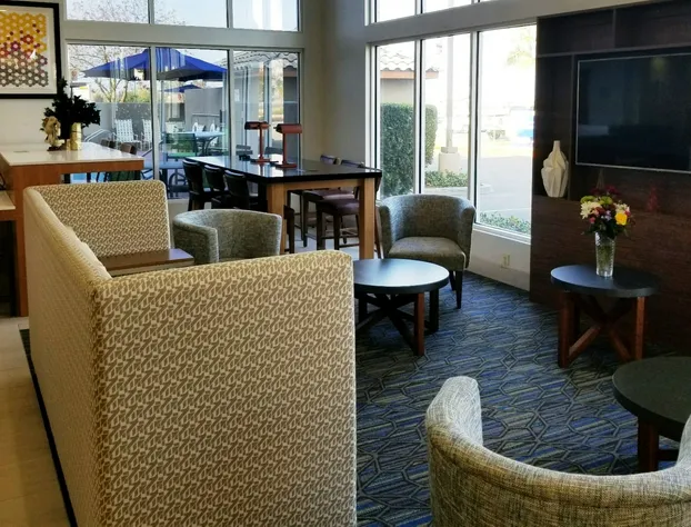 Holiday Inn Express Madera - Yosemite Park Area by IHG hotel detail image 2