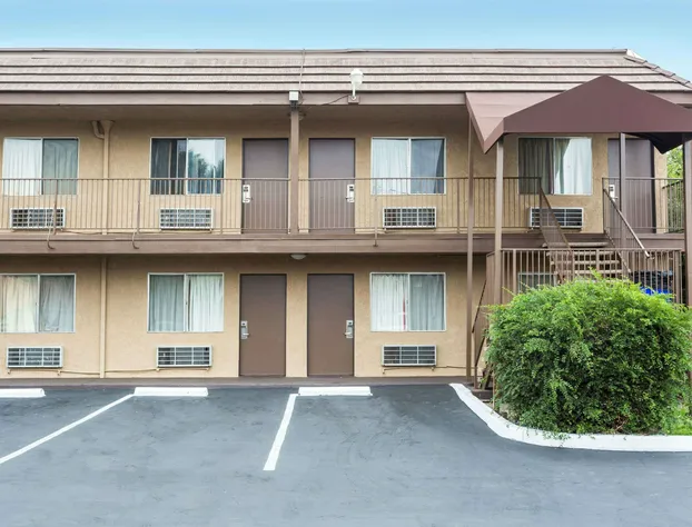 Days Inn by Wyndham San Bernardino hotel detail image 1