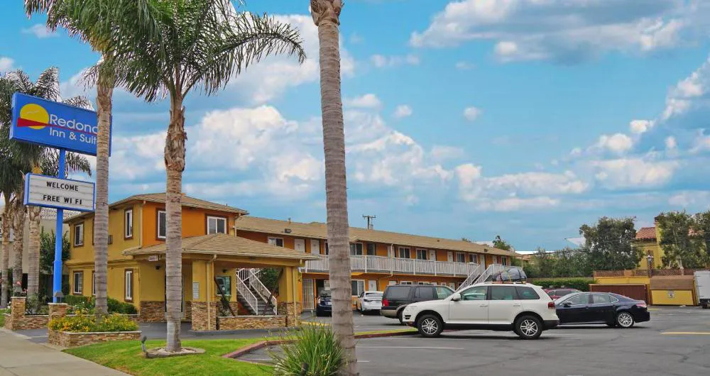 Redondo Inn and Suites hotel hero