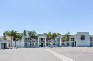 Travelodge by Wyndham Los Banos CA hotel detail image 1