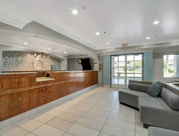 Motel 6 Ontario, CA - Convention Center - Airport hotel detail image 2