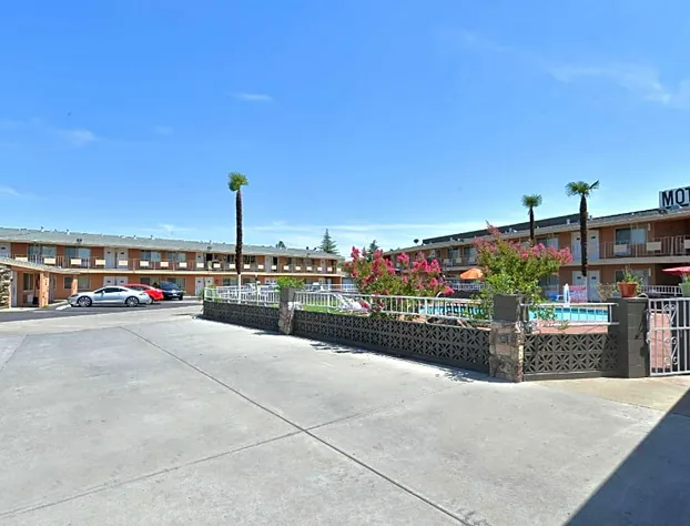 Americas Best Value Inn Red Bluff hotel detail image 1