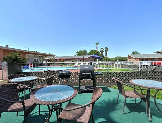 Americas Best Value Inn Red Bluff hotel detail image 2