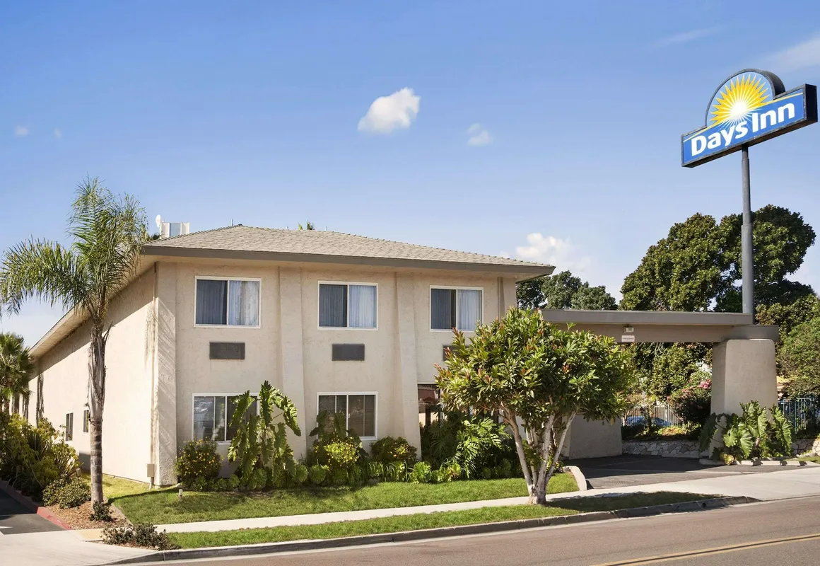 Days Inn by Wyndham Oceanside hotel hero