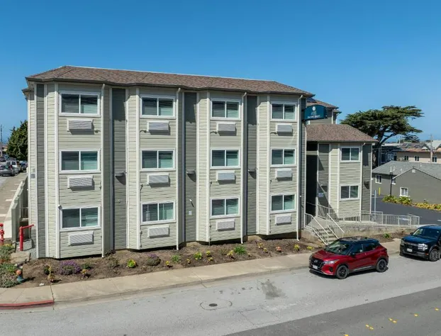 PACIFIC DRIFT San Francisco Pacifica hotel detail image 3