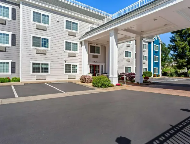 Best Western Paradise Hotel hotel detail image 1