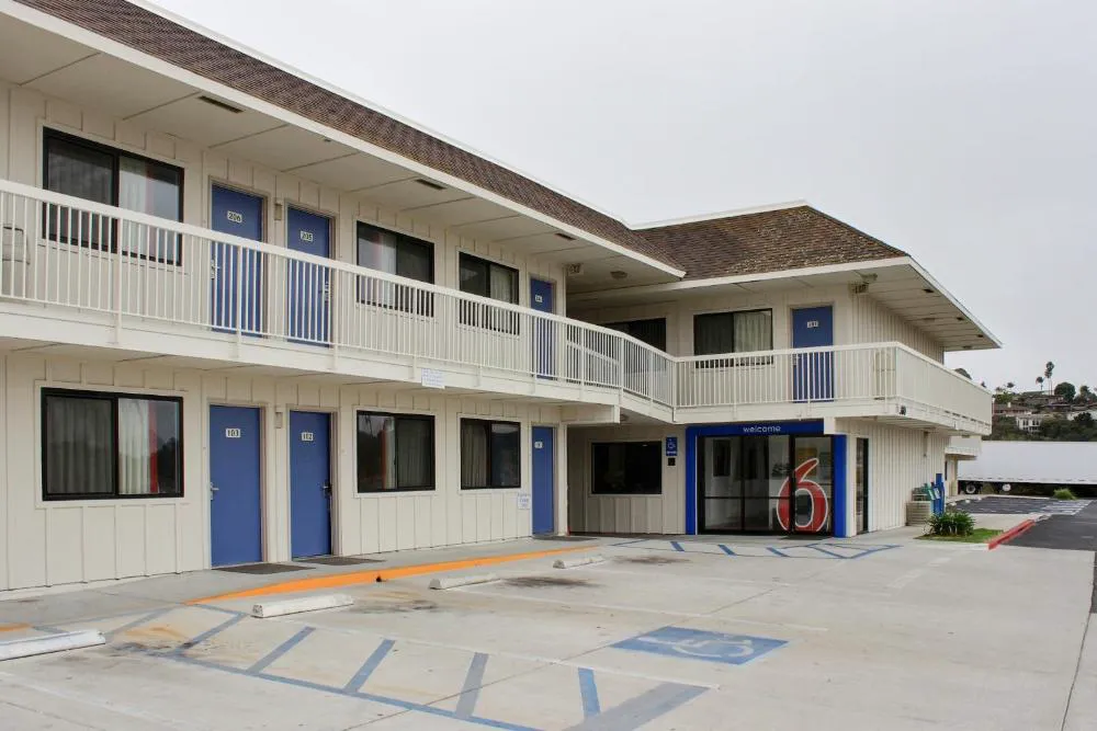 Motel 6 Pismo Beach, CA hotel hero