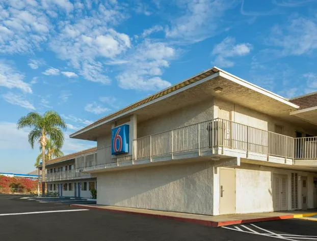 Motel 6 Riverside West - Jurupa Valley hotel detail image 2