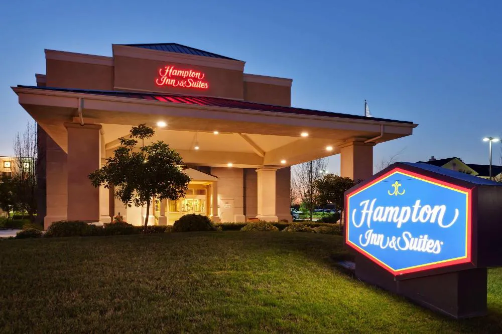 Hampton Inn & Suites Sacramento-Airport-Natomas hotel hero