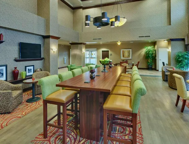 Hampton Inn & Suites Sacramento-Airport-Natomas hotel detail image 3