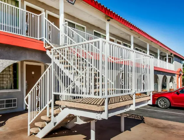 Hotel Europa Ridgecrest hotel detail image 1