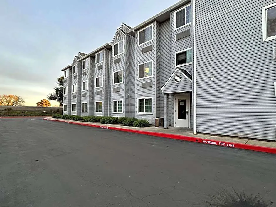 SureStay by Best Western Sacramento South Natomas hotel hero