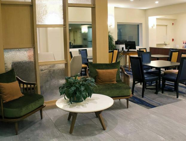 Fairfield Inn & Suites by Marriott San Francisco San Carlos hotel detail image 1