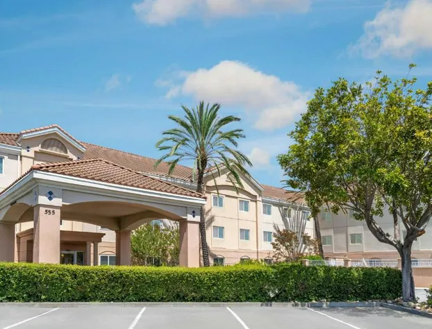 Fairfield Inn & Suites by Marriott San Francisco San Carlos hotel detail image 3