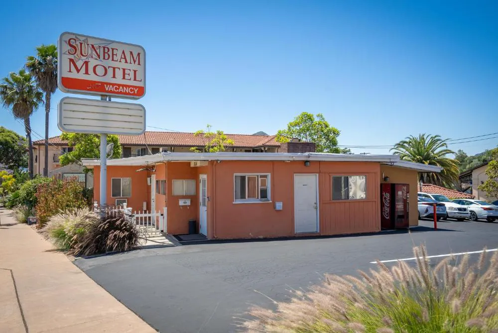 Sunbeam Motel hotel hero