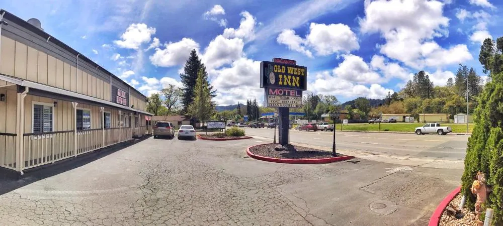 The Old West Inn hotel hero