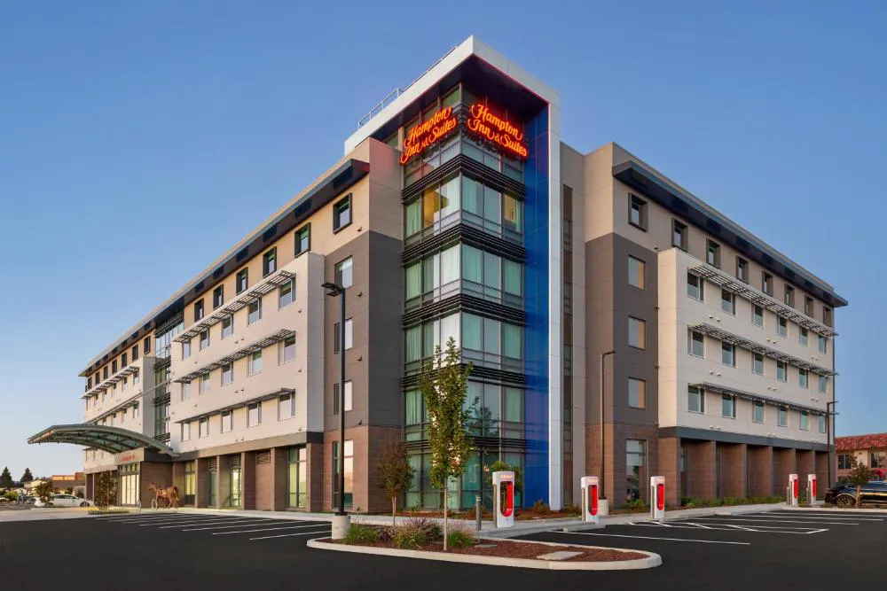 Hampton Inn & Suites San Mateo-San Francisco Airport hotel hero