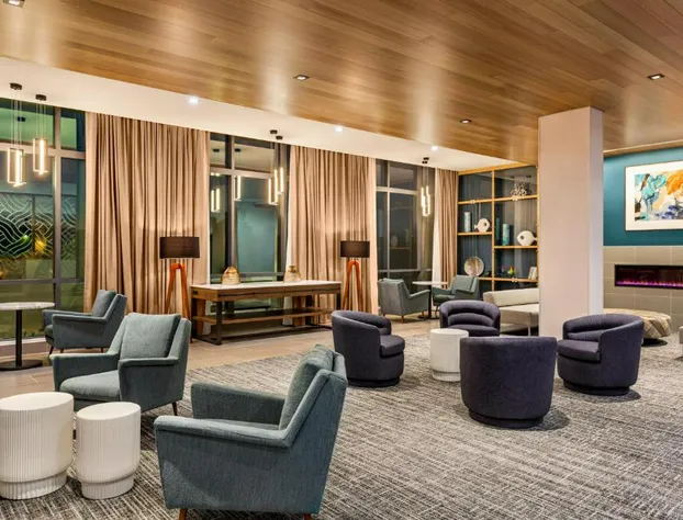 Hampton Inn & Suites San Mateo-San Francisco Airport hotel detail image 3