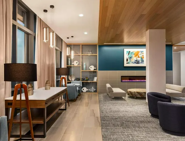 Hampton Inn & Suites San Mateo-San Francisco Airport hotel detail image 4