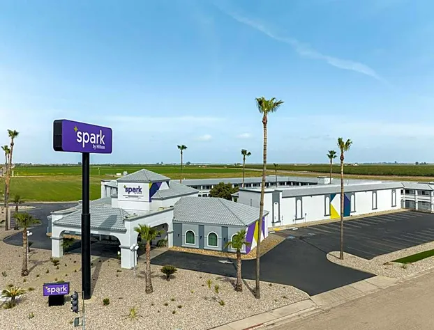 Spark by Hilton Santa Nella on I-5 hotel detail image 1